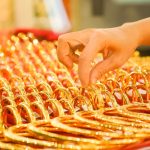 Mơ thấy mua vàng mang ý nghĩa gì? Nên đánh con gì?