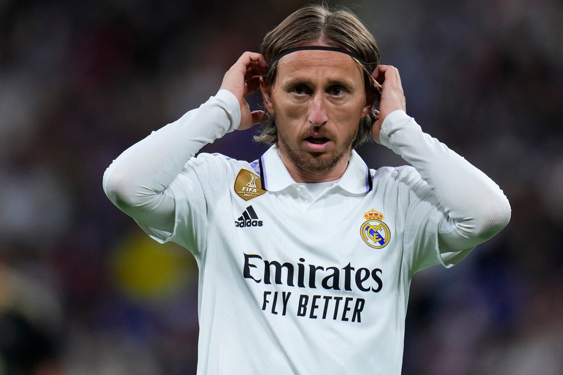cau-thu-luka-modric-la-mot-cau-thu-co-hoan-canh-dac-biet